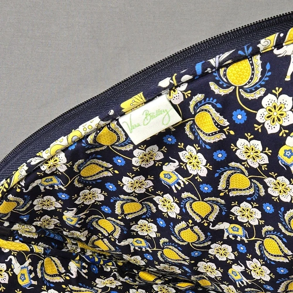 Vera Bradley Laptop Sleeve Elephant Parade Navy Yellow Quilted Zip Padded Case